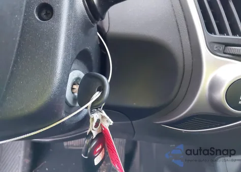 2012 Hyundai Tucson Gl from USA, damaged, VIN KM8JT3AB2CU393702